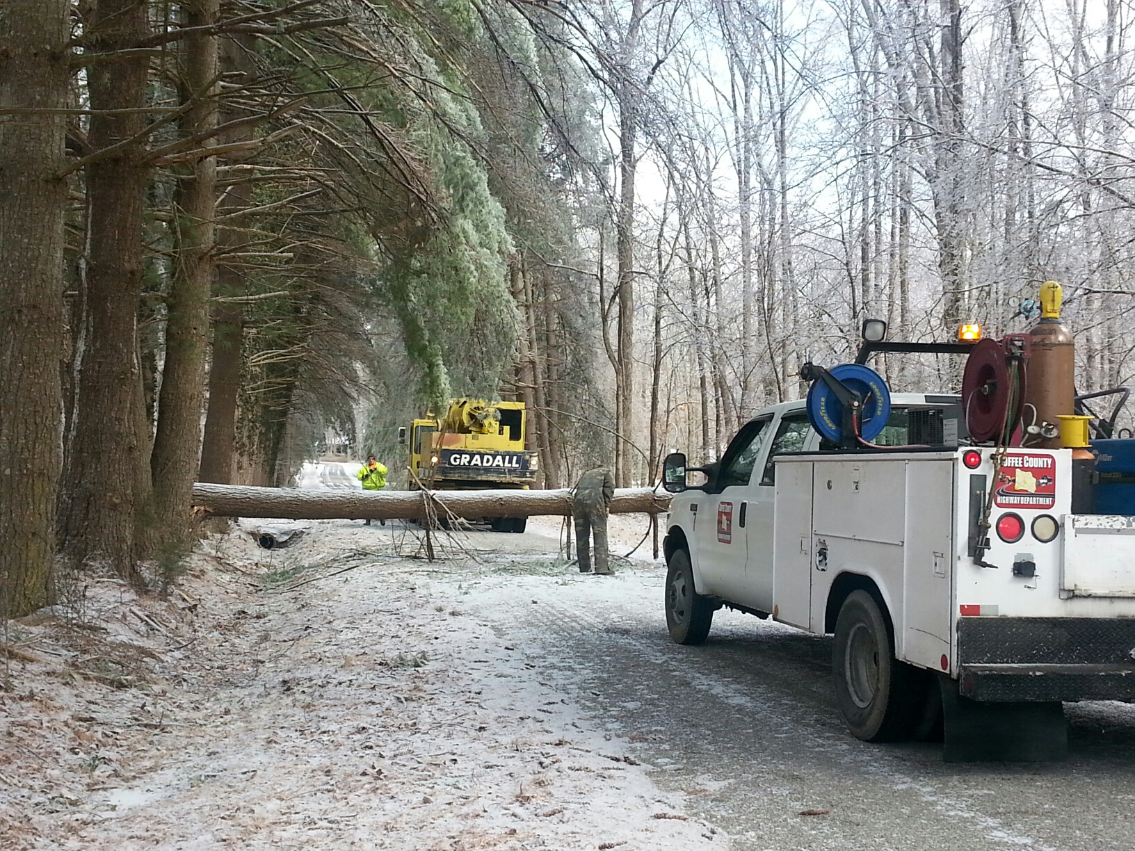 DREMC Gets Electric Power Back On– Prepares For Next Storm