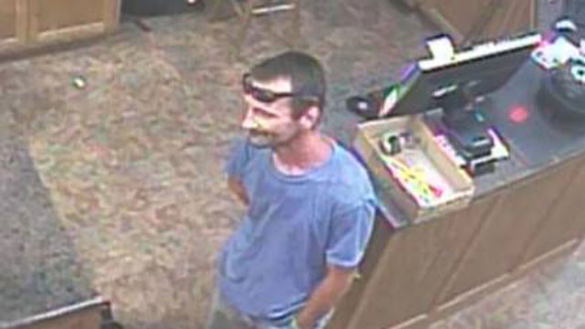Grundy Co. Sheriff’s Department Searching For Robbery Suspects