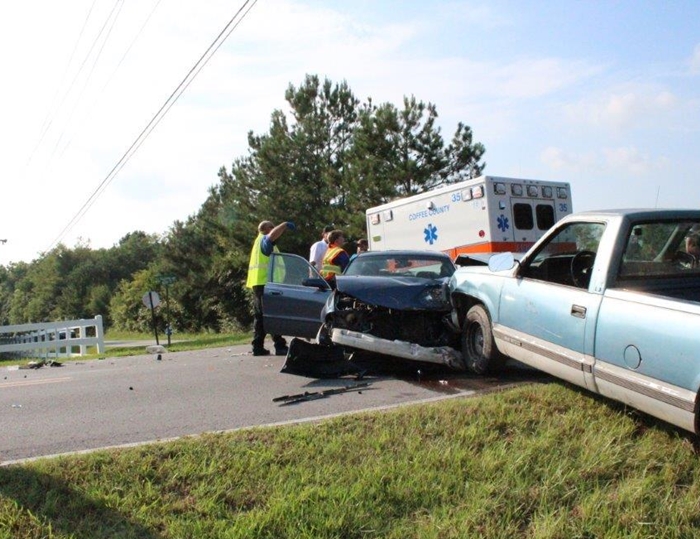 Two People Injured In a Manchester Head-On Collision