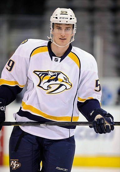 Rinne, Predators hold off Blackhawks