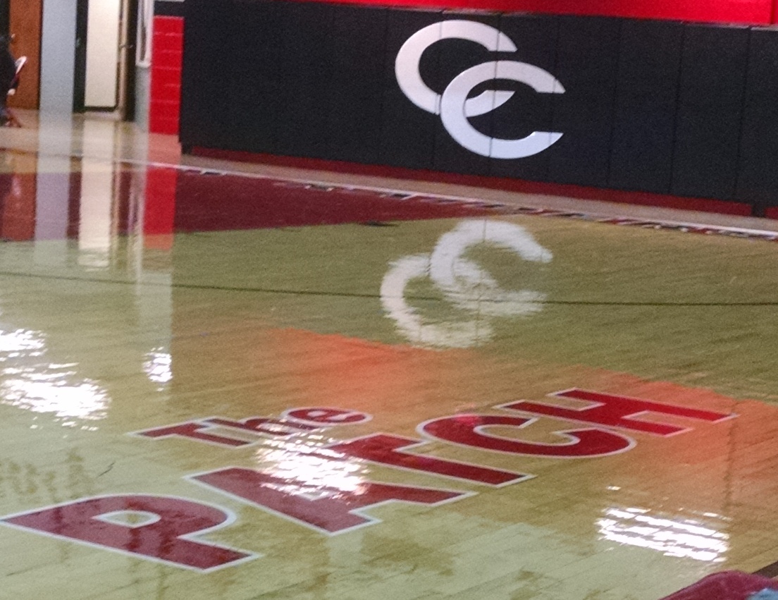 Coffee County Basketball Hosts Tullahoma for Senior Night