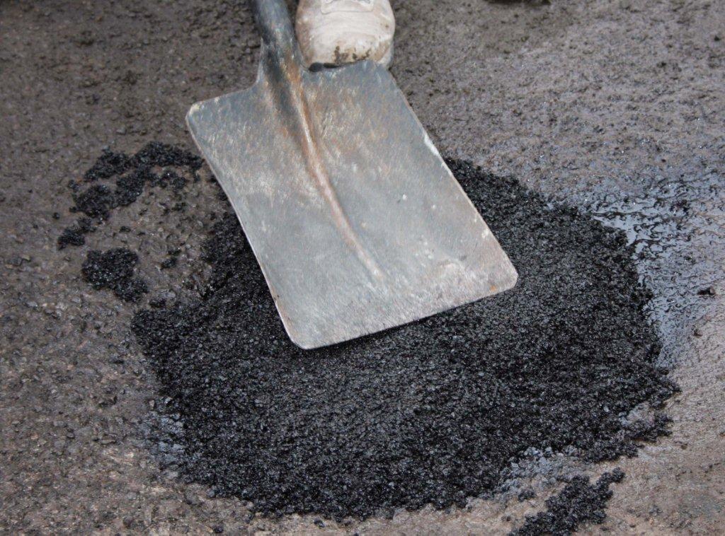 TDOT Repairing Potholes