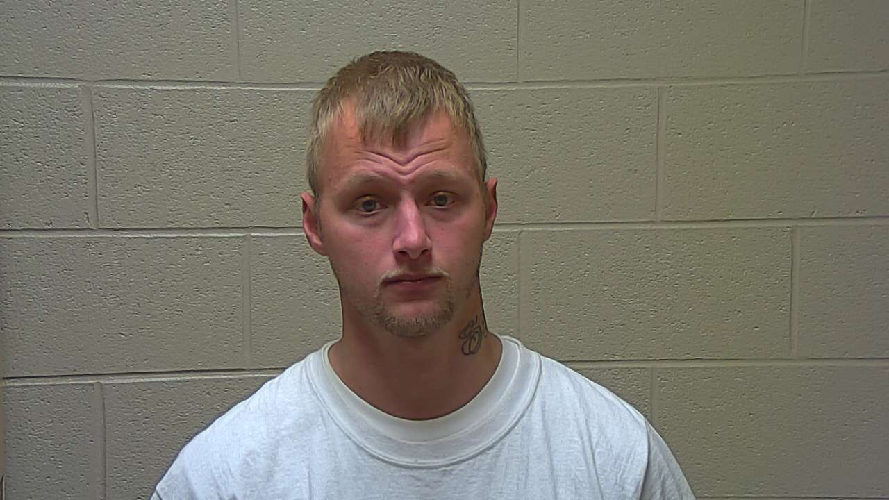 Man Arrested after two Kayaks are Stolen from Sportsman’s Corner