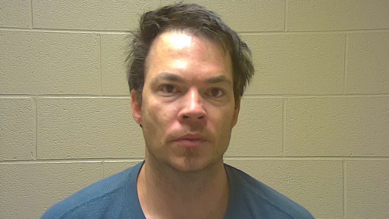 Man Runs from Deputy