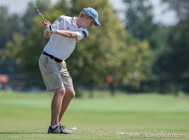 CHS Golf Gets Milestone Win