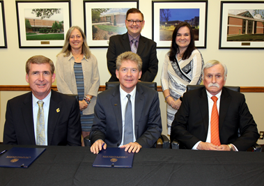 Motlow State and Chattanooga pen Honors Transfer Agreement