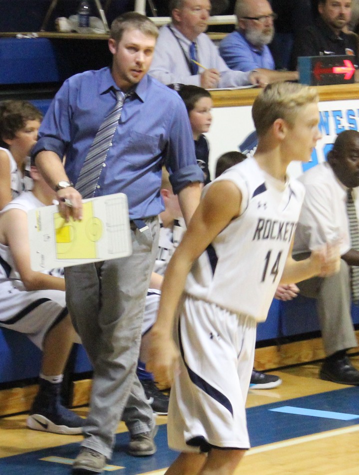 Westwood Basketball Falls at Cascade on Wednesday Night