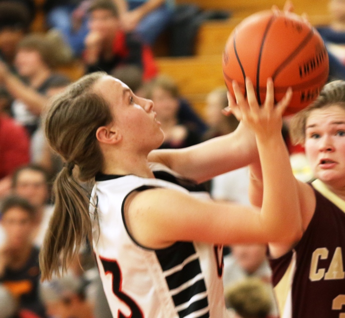 CHS Basketball Splits with Fayetteville on Tuesday