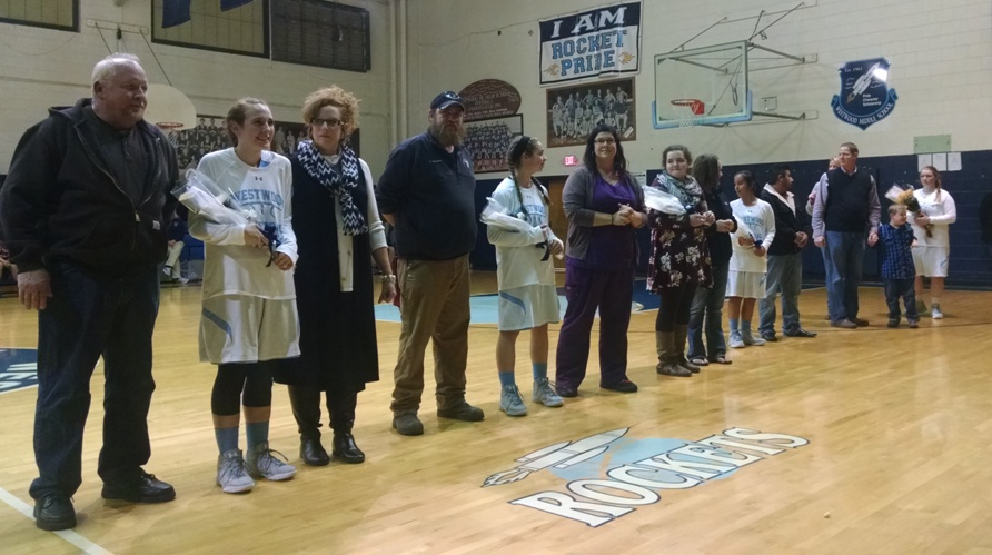 Westwood Cagers Split with Fayetteville on 8th Grade Night