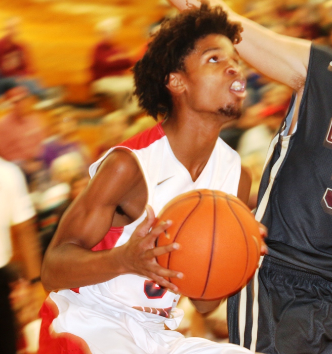 Raiders Win, Lady Raiders Fall on Tuesday Night in Huge Basketball Doubleheader