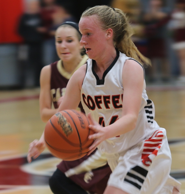 CHS Basketball Splits with Columbia on Monday