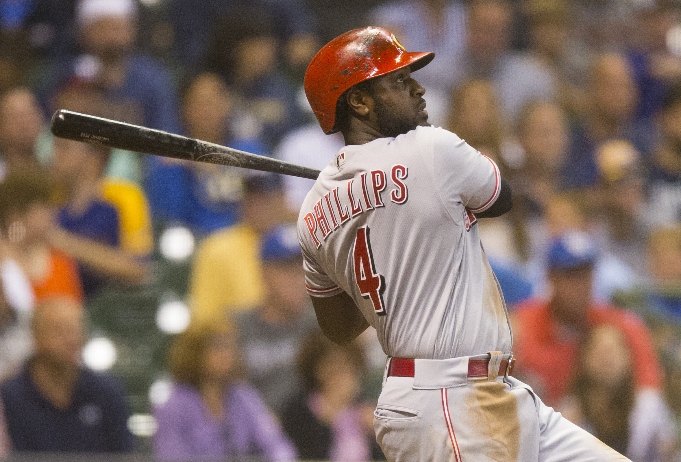 Braves Land 3-time All-Star Phillips from Reds