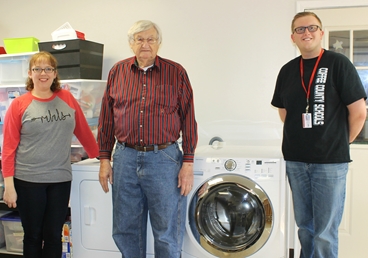 Garner’s Furniture makes Donation