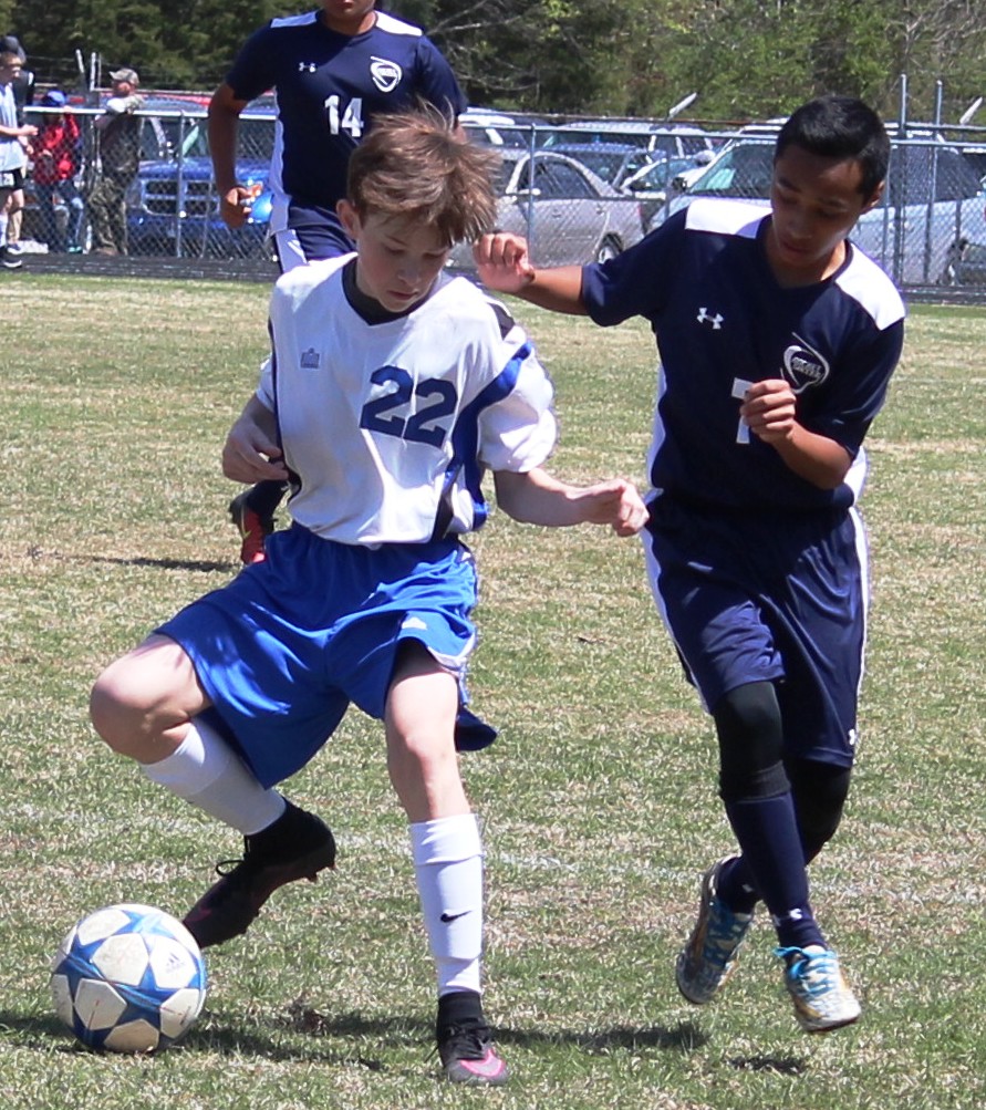 Westwood Soccer Finishes Raider Invitational with 2 and 2 Record