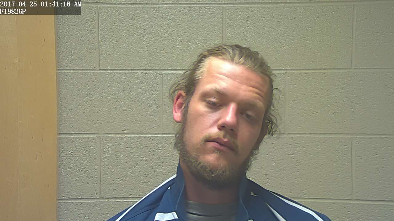 Tullahoma Citizen Allegedly Robbed by man with Knife