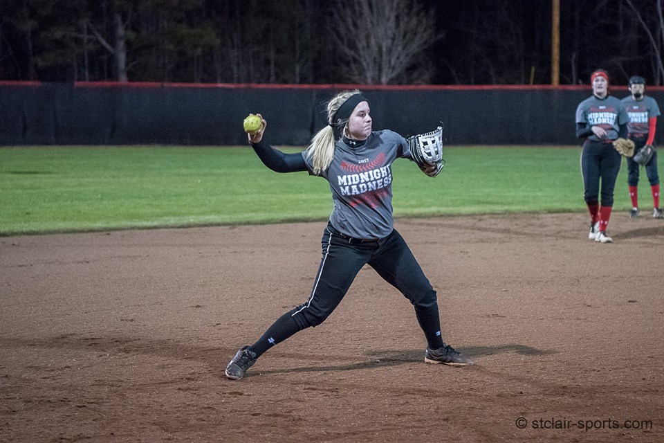 CHS Softball Claims Region Title