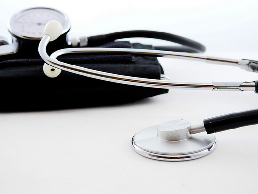 Uphill Battle for TN Health-Care Navigators to Sign People Up