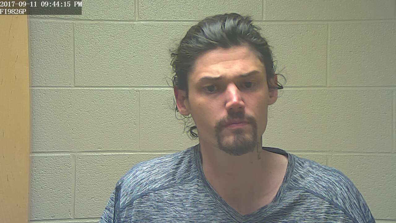 Tullahoma Man Arrested after entering Two Homes
