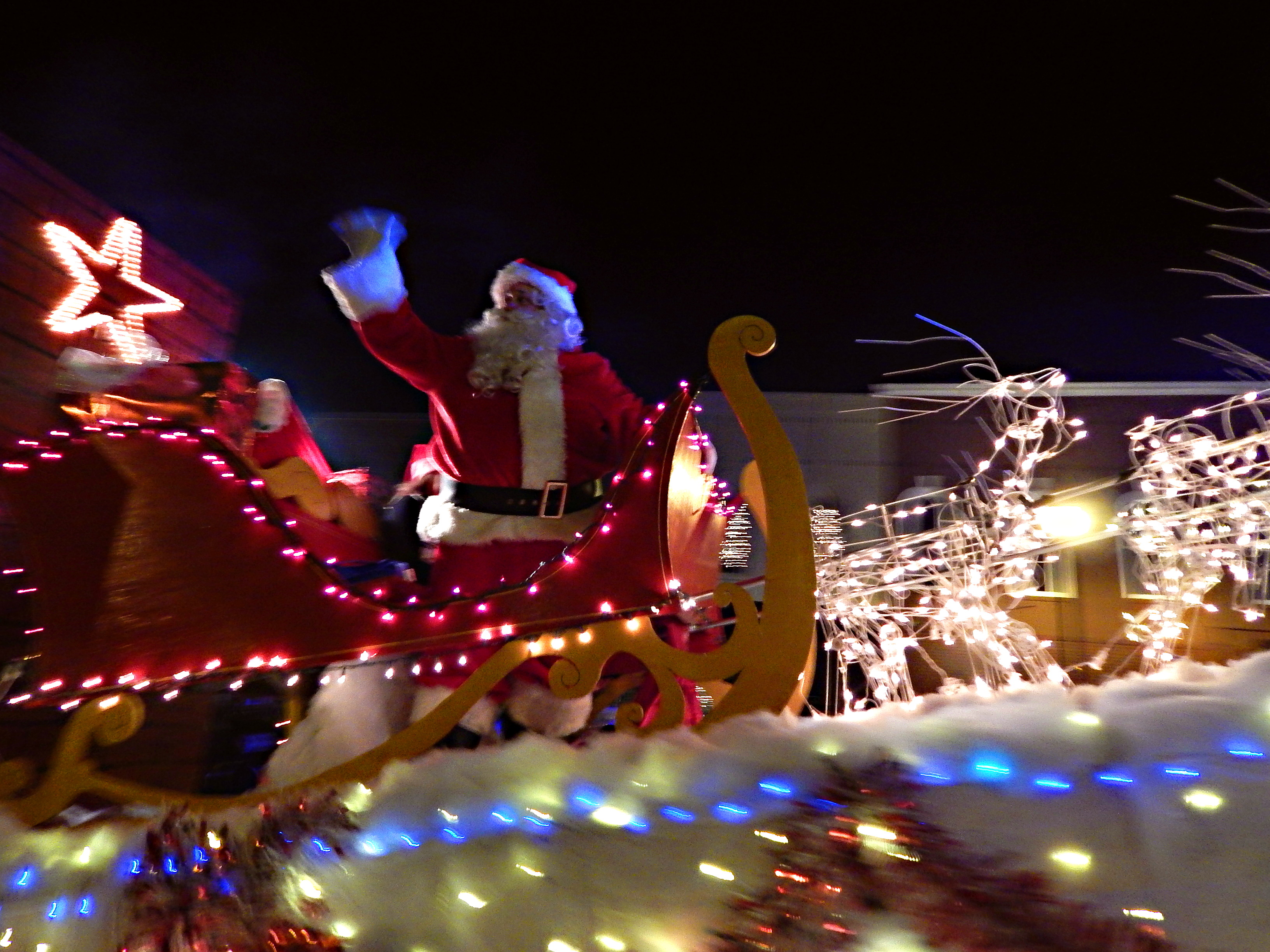 Manchester Christmas Parade registration is open