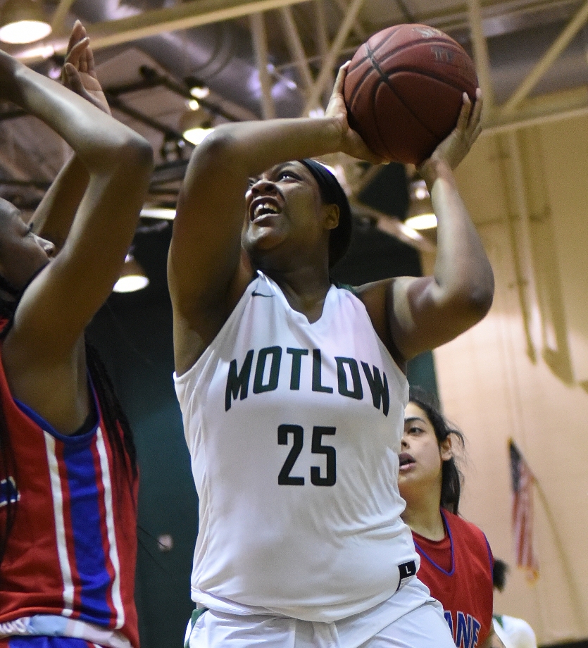 Lady Bucks Basketball Breaks Conference Win Draught