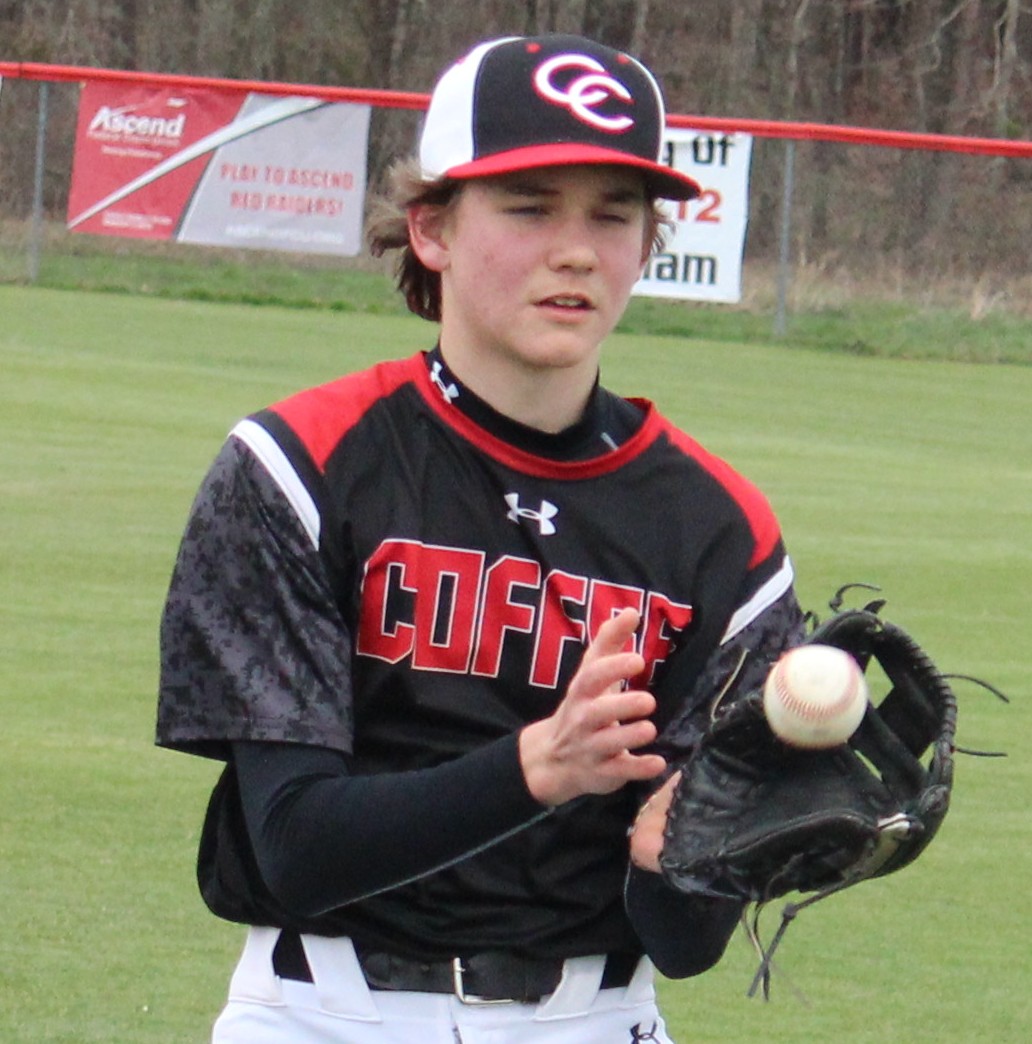 CHS Baseball Sweeps Doubleheader from Lincoln County