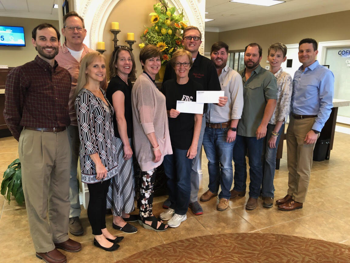 Sportsmen and Businessmen Charitable Organization Makes Donation