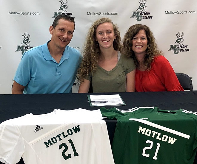 Murfreesboro’s Katherine Kimball inks Letter of Intent with Motlow soccer