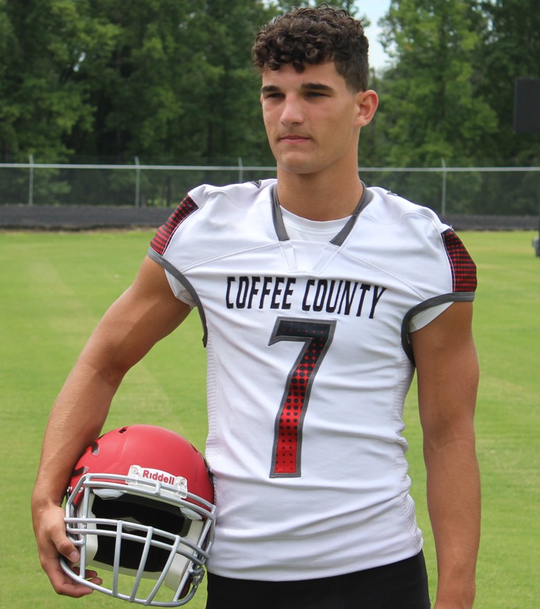 Coffee County Football Gets Region Win at Warren County
