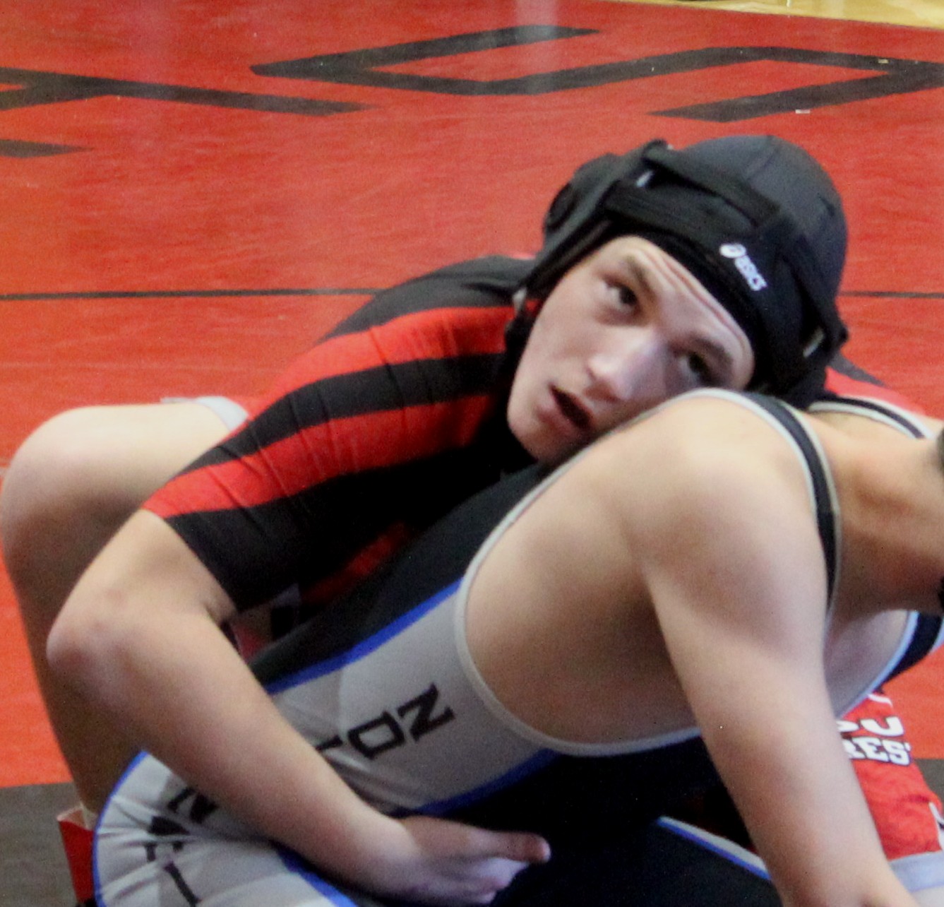 CHS Wrestling Defeats Lawrence County; Claims Lead in District