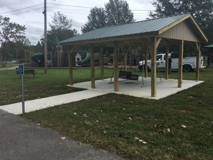 Wheelchair Swing Now Available in Smithville