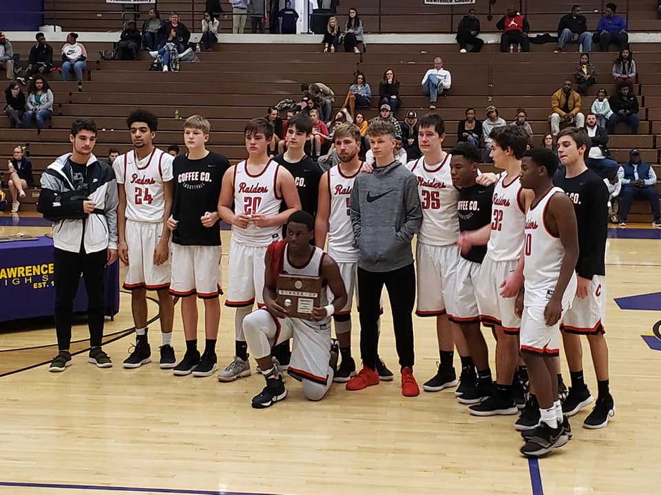 Red Raiders Fall in District Finals to Hot Shooting Columbia