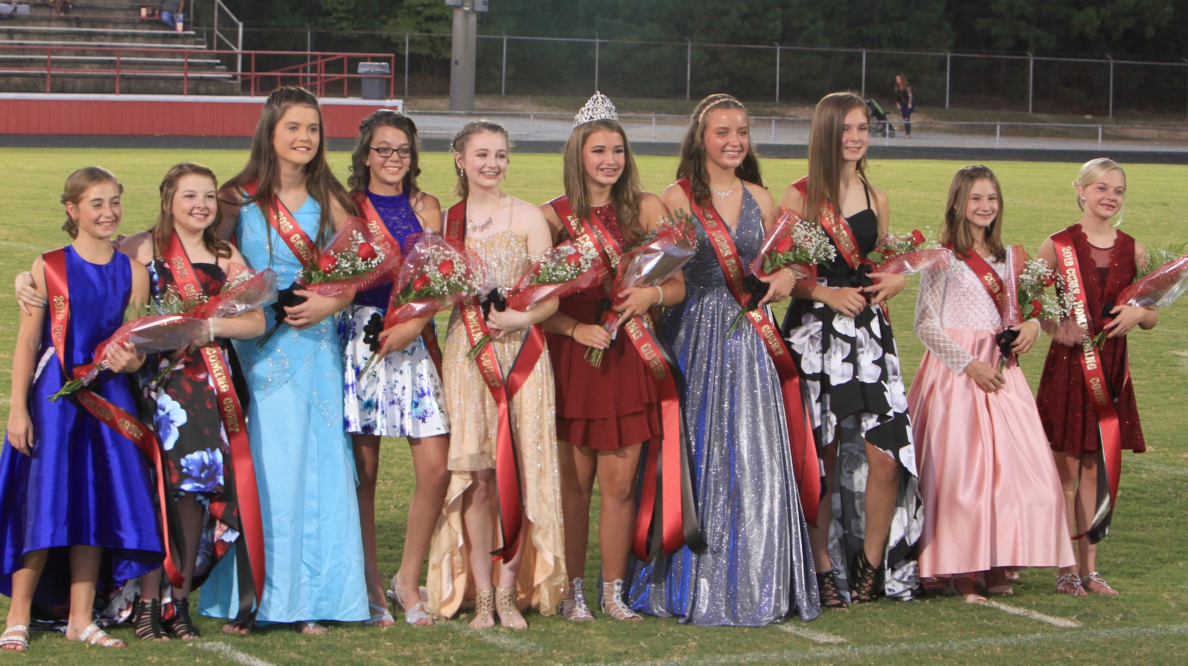 Coffee Middle School holds homecoming ceremony