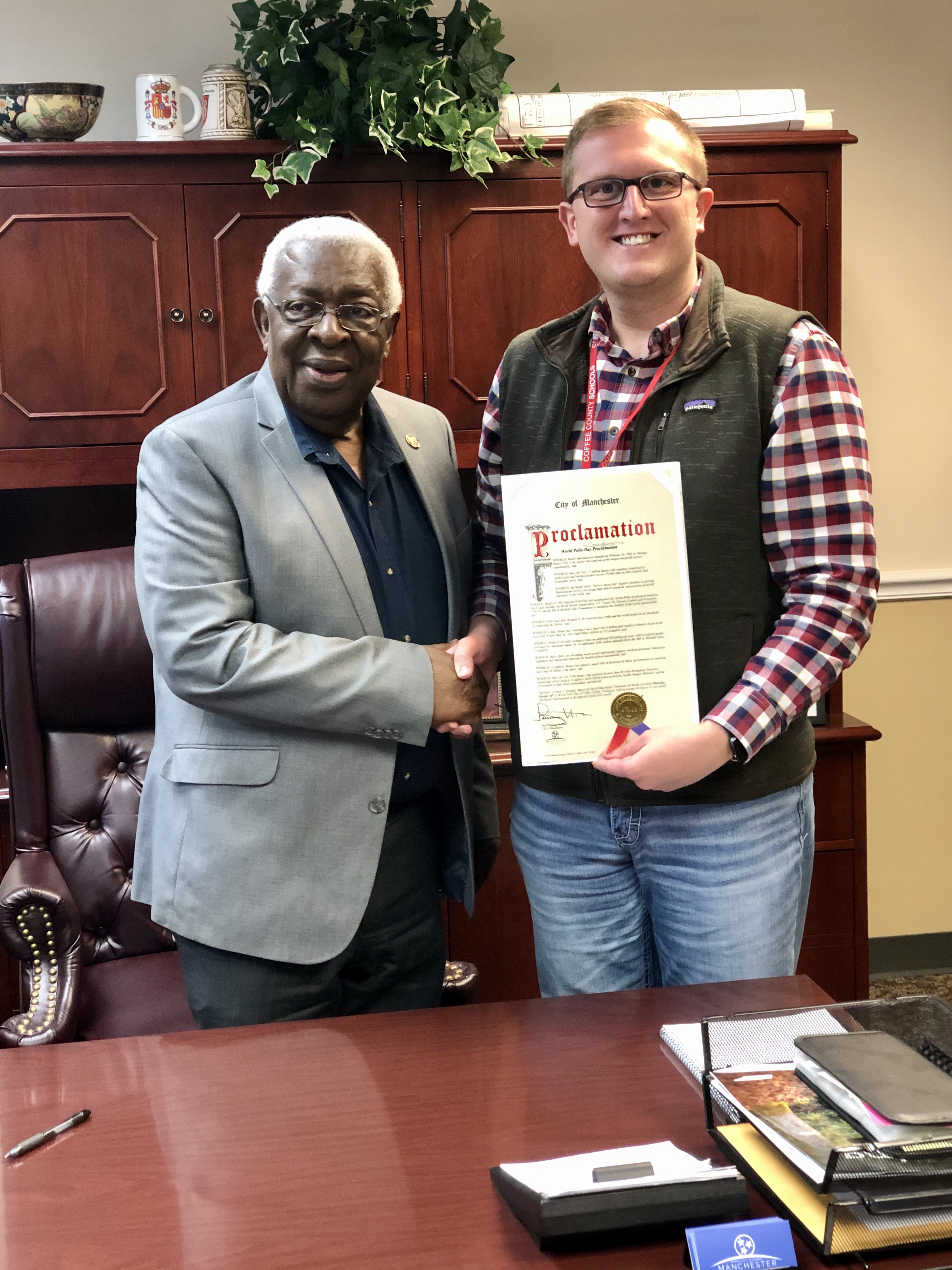 Manchester mayor signs proclamations for water day, polio day