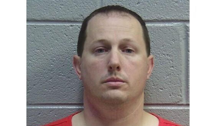 Army major charged with child pornography