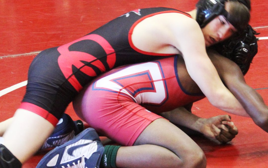 CHS Wrestlers Drop Duals at Tullahoma