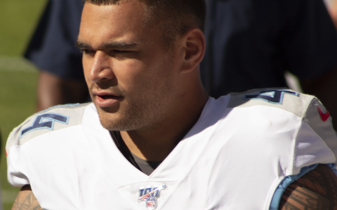 Titans Agree to Terms With OLB Kamalei Correa