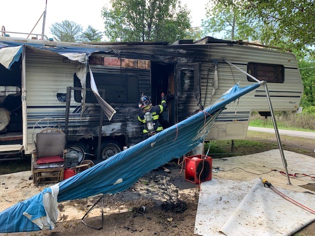 Thursday fire displaces family in Coffee County