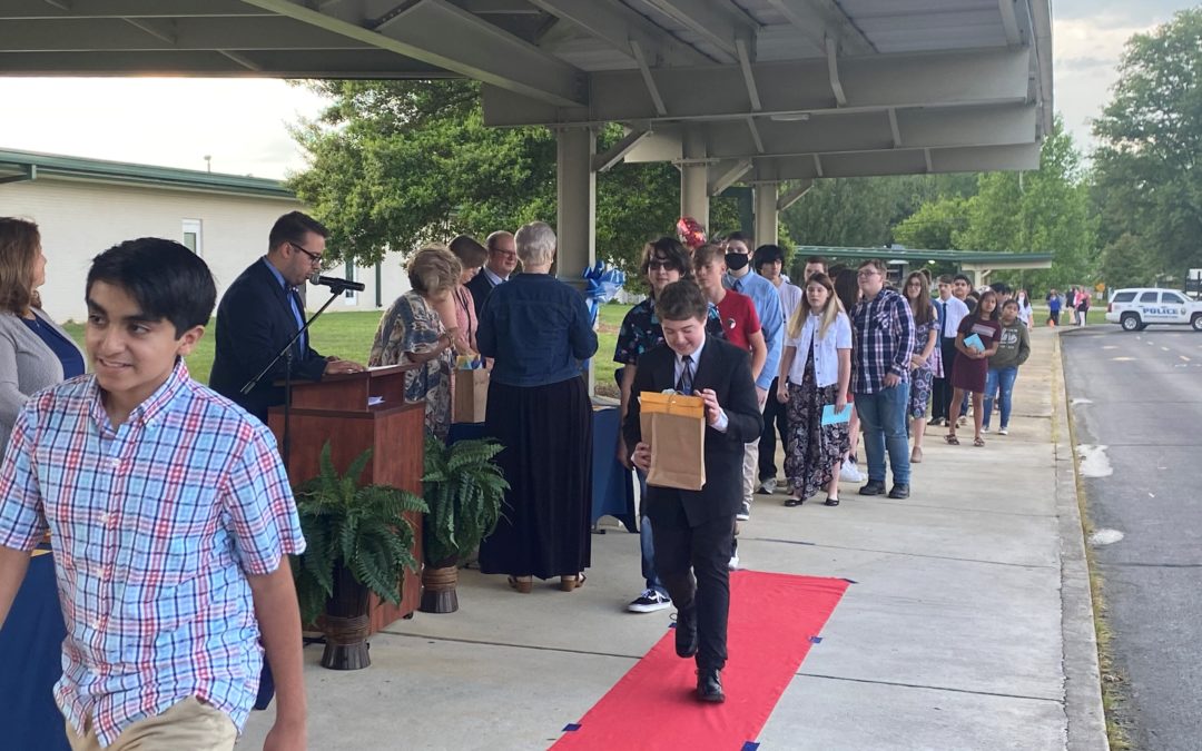 Westwood celebrates 8th graders at awards night