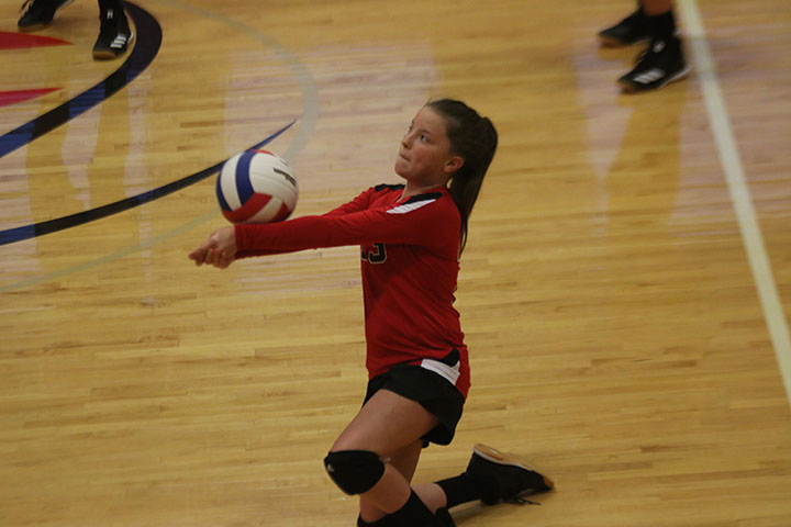 Coffee Middle volleyball drops first match of the season; now 5-1