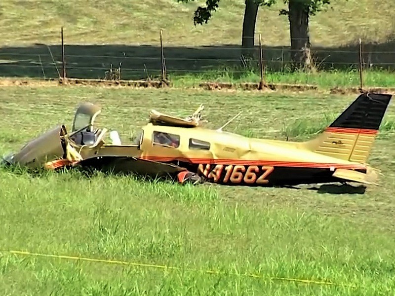 Three dead after plane crash in McMinnville
