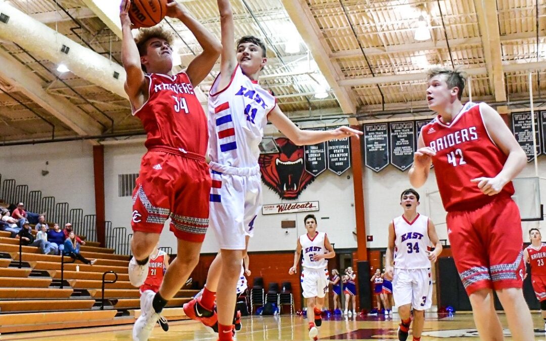 MIDDLE SCHOOL BASKETBALL: Raiders make furious comeback, fall short in opener at East