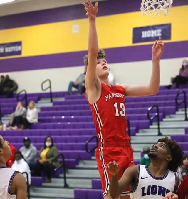 HIGH SCHOOL BASKETBALL: Raiders put together complete game to blow past Shelbyville
