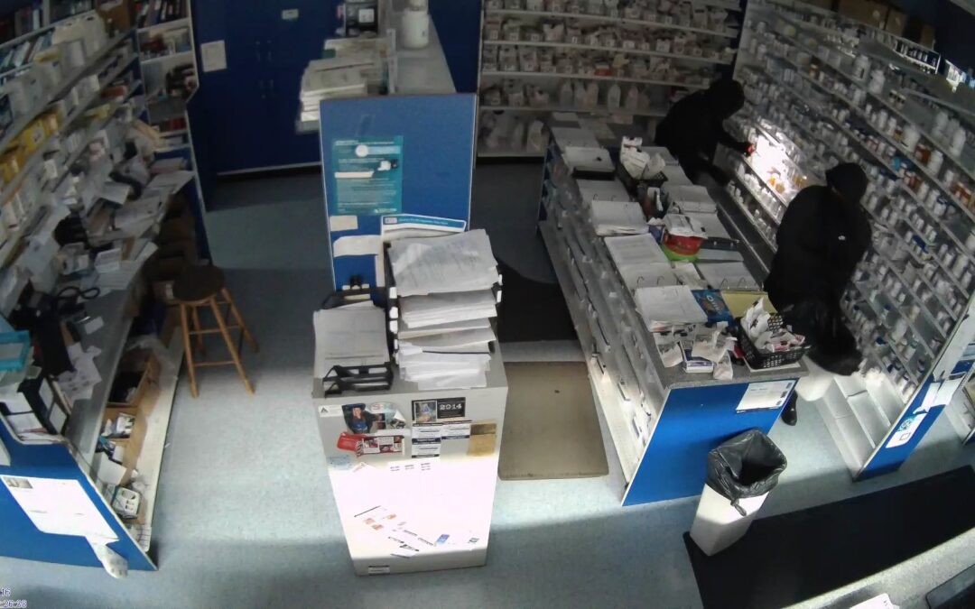 Winchester Police Seeking suspects who broke into pharmacy