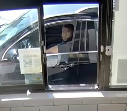 Murfreesboro police still looking for man who pulled gun at Hardees drive thru