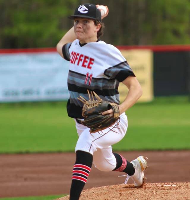 BASEBALL: Raiders open District tournament with shutout win