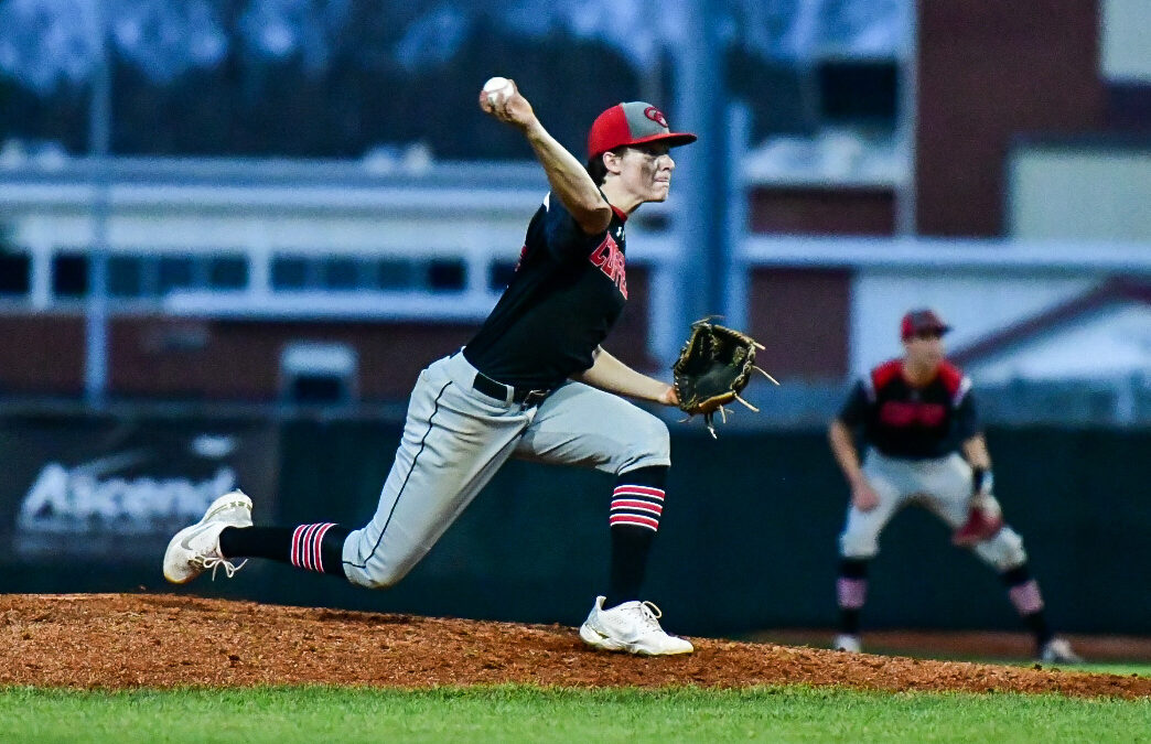 BASEBALL: Raider bats can’t get going in series finale with Wildcats