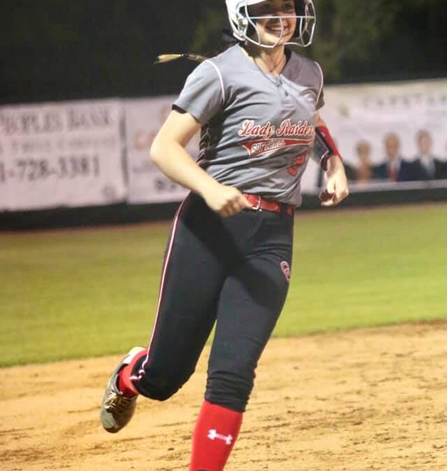 Keri Munn named NFCA All-American