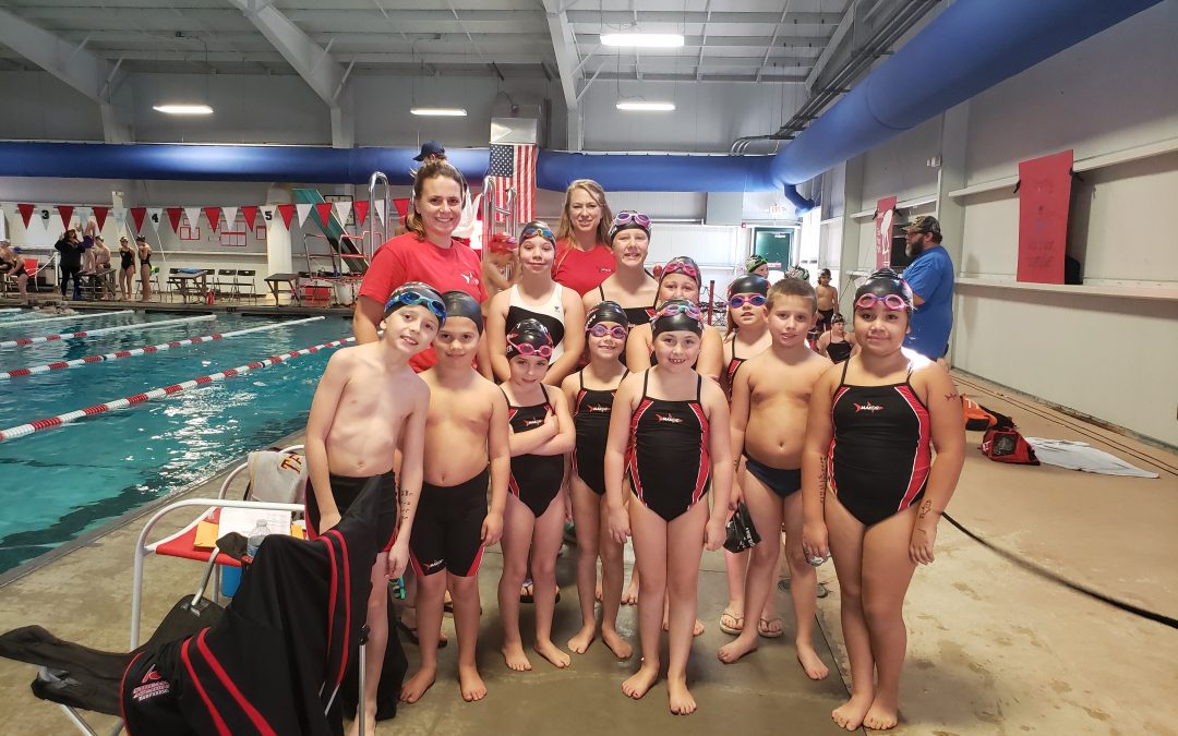 Mako swimmers dive into new season