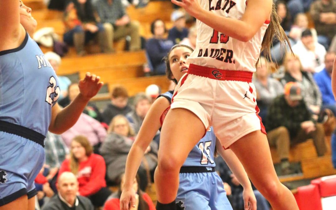 Vinson, Chumley power Lady Raiders to opening night win