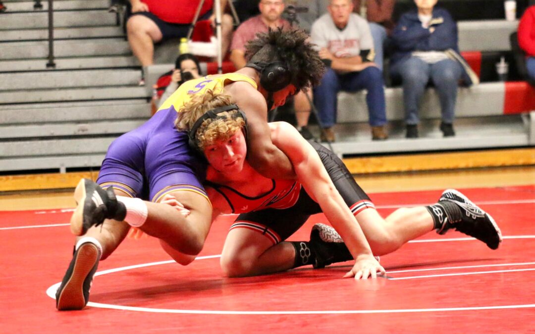 WRESTLING: Coffee County splits with Spring Hill, Moore County